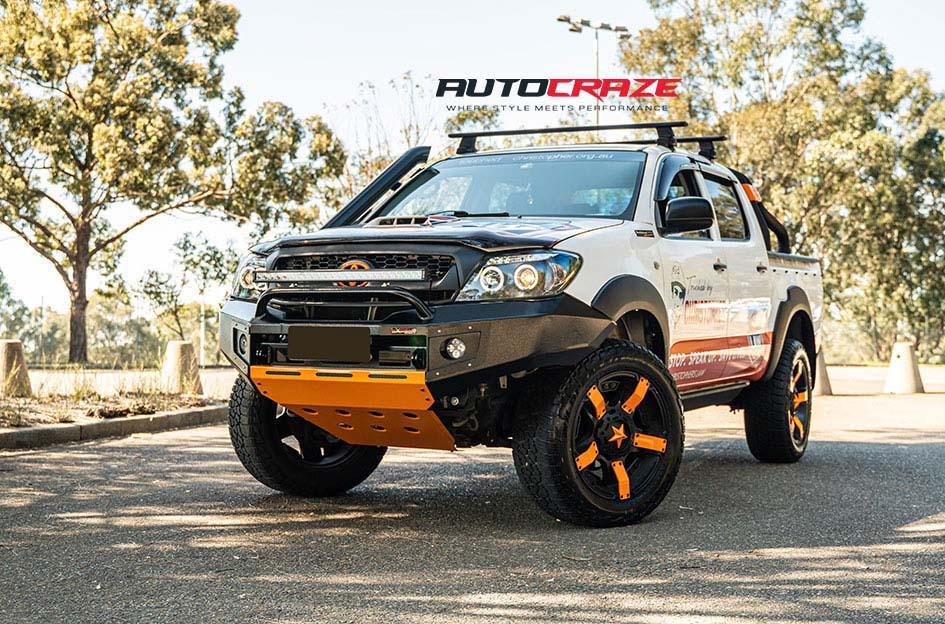 TOYOTA HILUX 4WD ROCKSTAR XD 2 MATTE BLACK ORANGE INSERTS